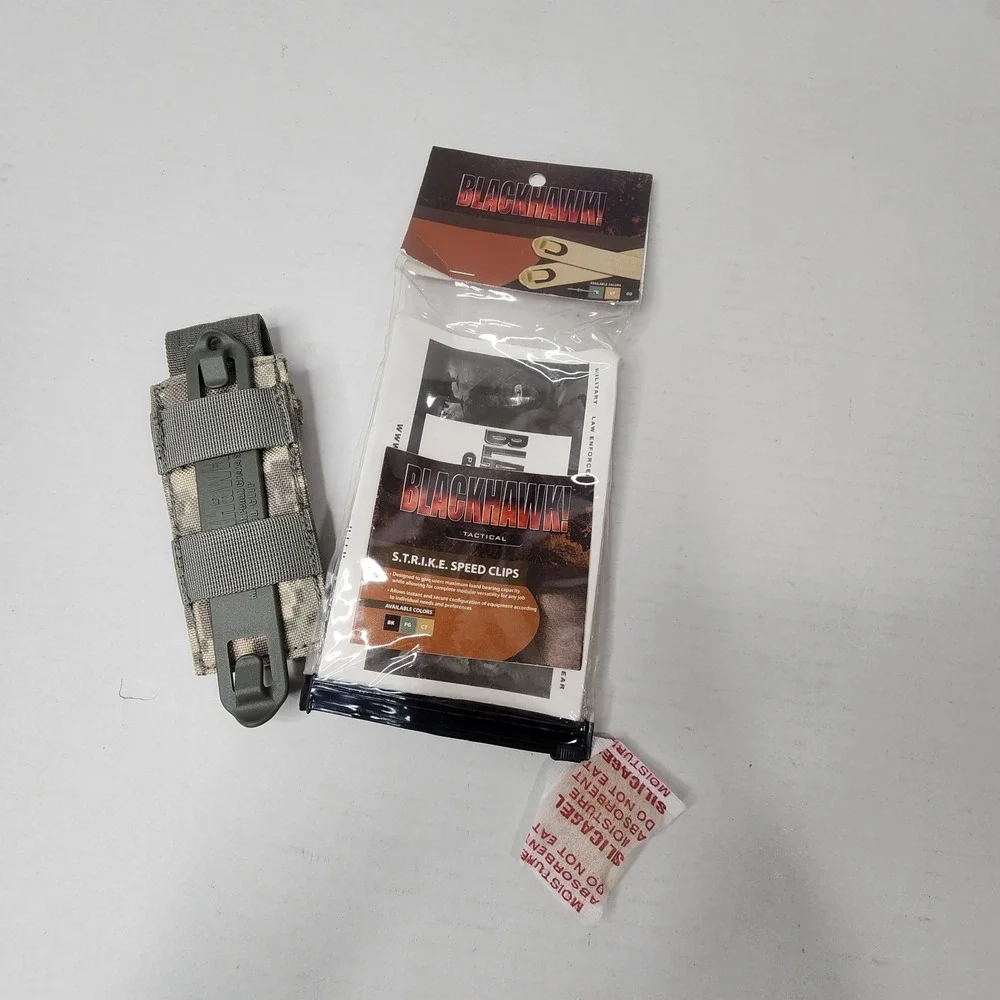 BlackHawk! ACU Single Pistol Mag Pouch w Speed Clips CJ1414 New